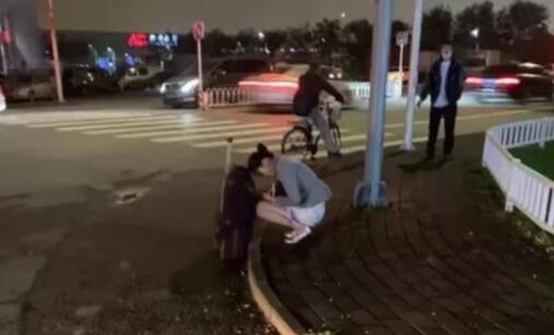 旅客回應拍攝海航空姐瑟瑟發抖照